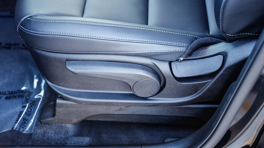 Used 2025 Kia Telluride LX image 26