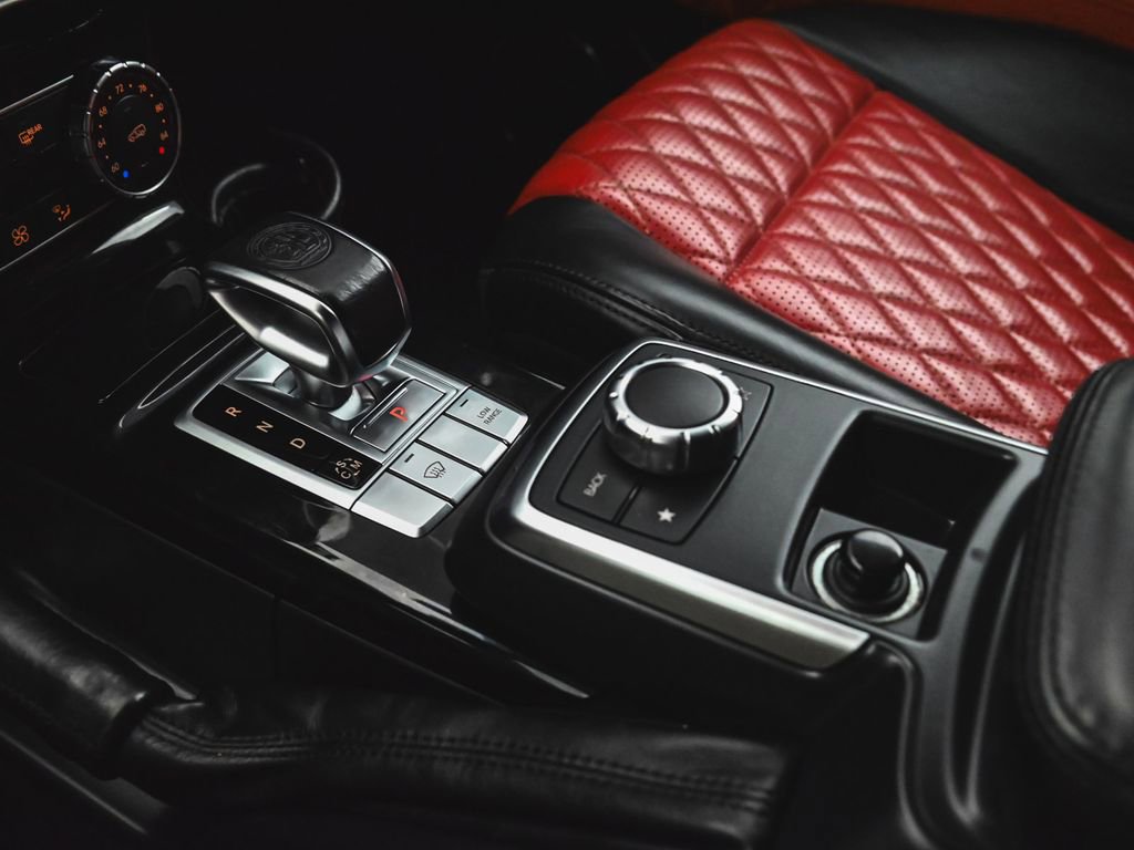 Used 2016 Mercedes-Benz G 63 AMG 4MATIC image 26