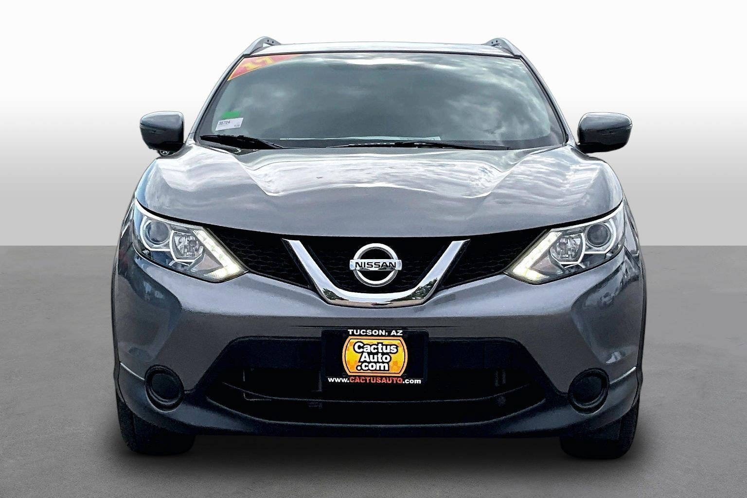 Used 2017 Nissan Rogue Sport SV FWD image 3