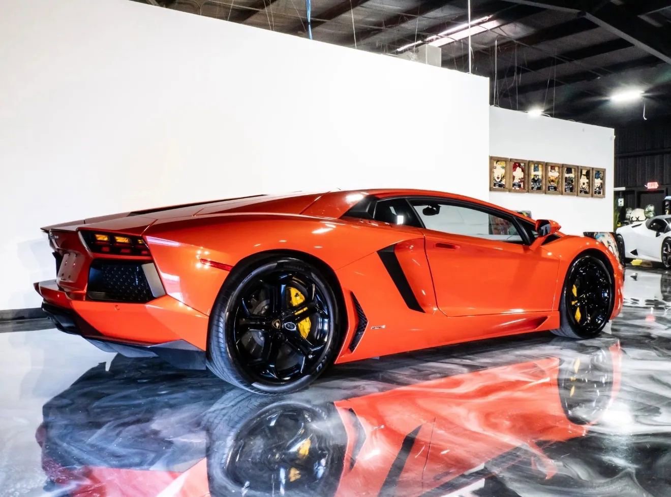 Used 2012 Lamborghini Aventador LP 700-4 AWD/4WD image 6