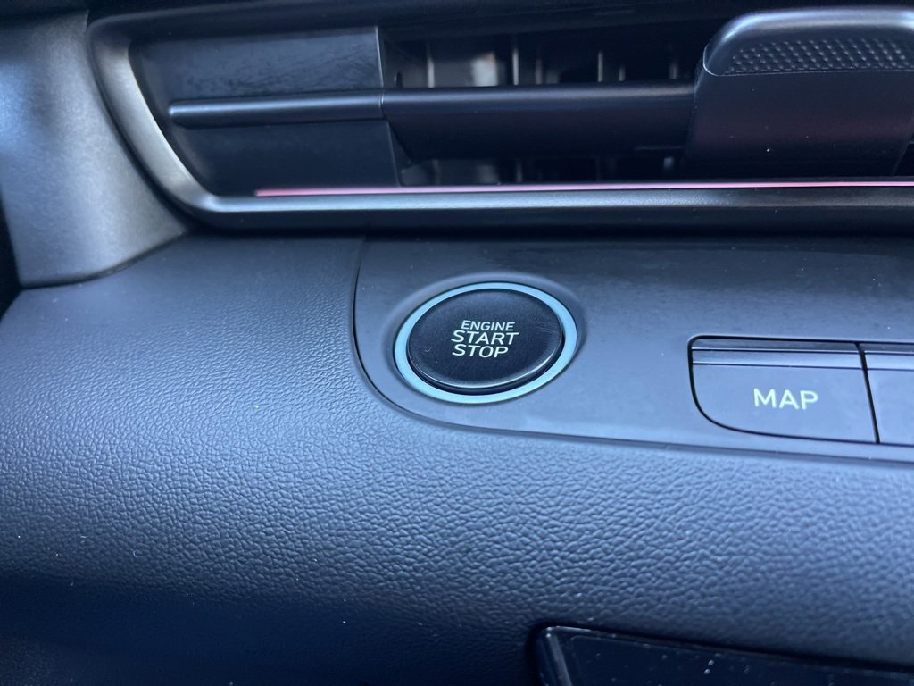 Certified 2025 Hyundai Elantra N image 13