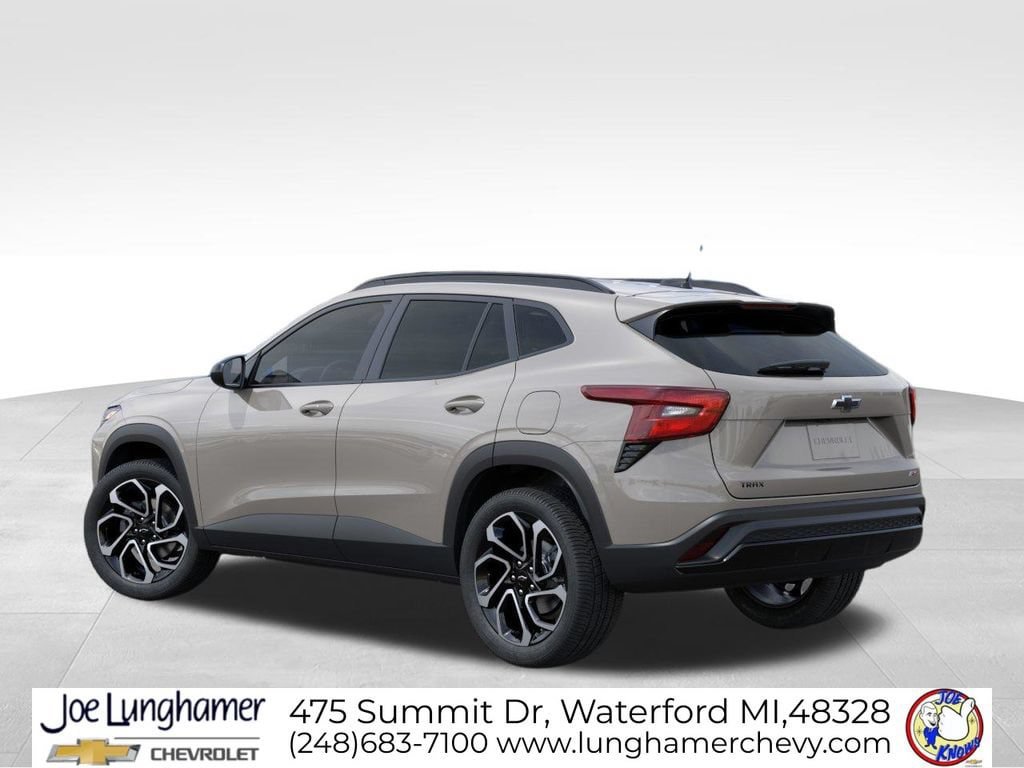 New 2026 Chevrolet Trax RS w/ Driver Confidence Package FWD image 3