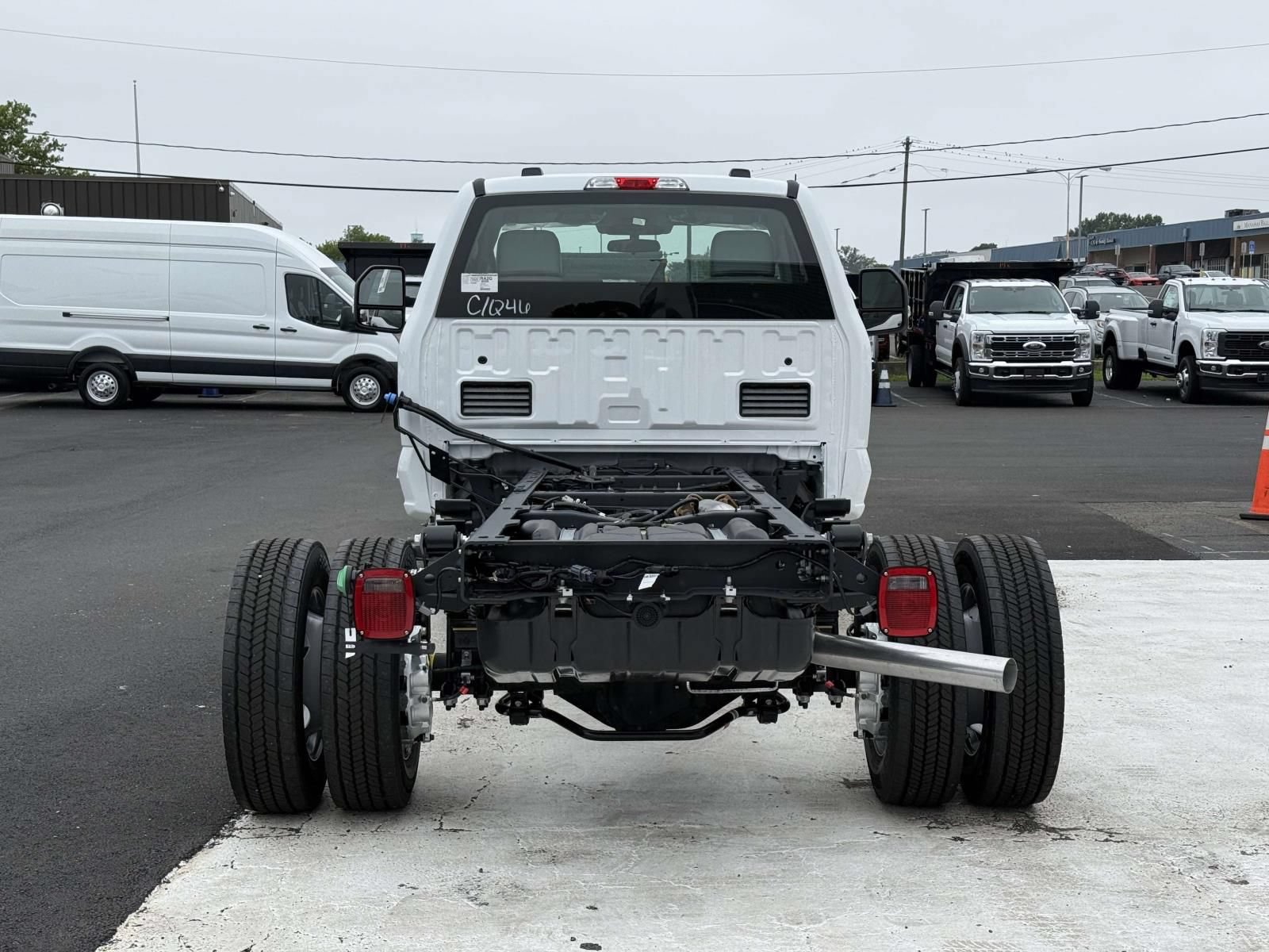 New 2026 Ford F550 4x4 Regular Cab Super Duty image 4