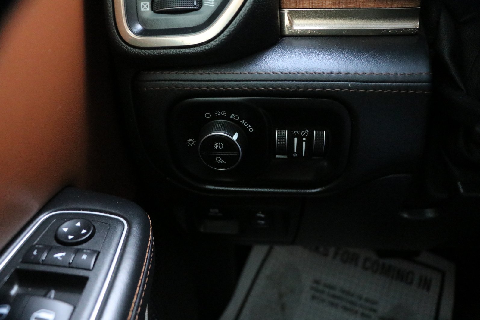 Used 2022 RAM 1500 Limited w/ Trailer Tow Group (B) AWD/4WD image 12