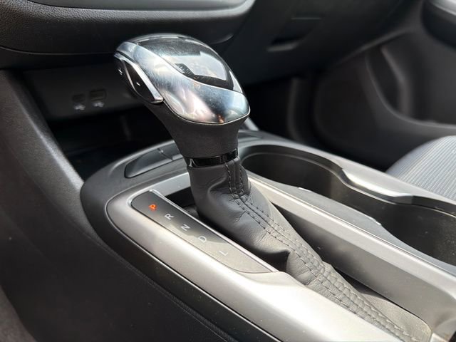 Used 2025 Buick Envista Preferred FWD image 30
