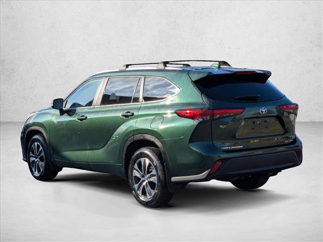 Used 2023 Toyota Highlander XLE image 8