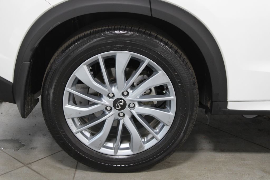 Used 2024 INFINITI QX50 Luxe image 12