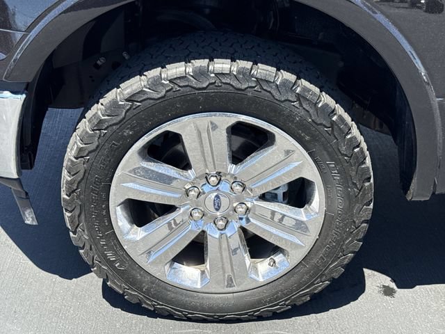Used 2020 Ford F150 Lariat w/ Equipment Group 502A Luxury AWD/4WD image 32