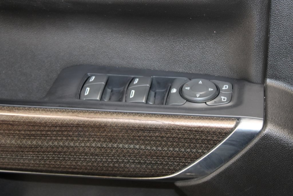 Used 2019 Chevrolet Silverado 1500 LT Trail Boss AWD/4WD image 28