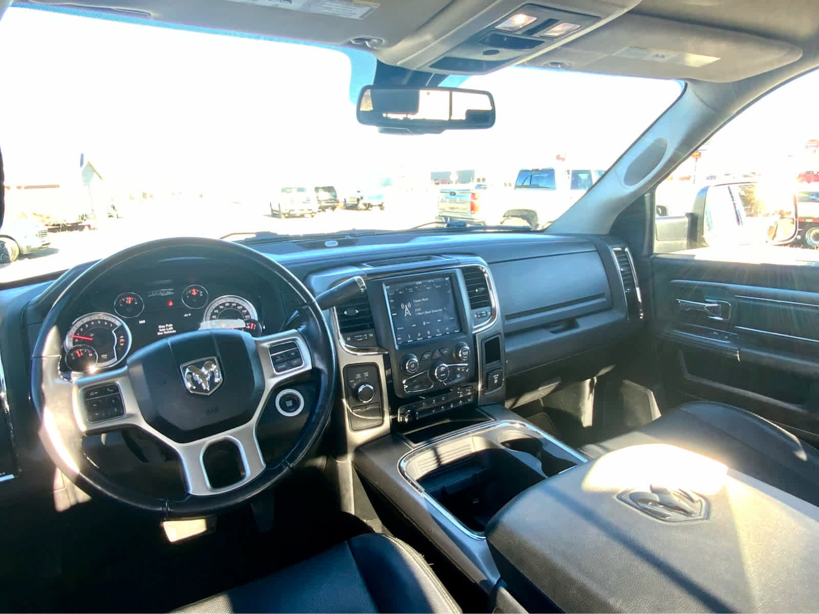 Used 2018 RAM 2500 Laramie w/ Sport Appearance Group image 32