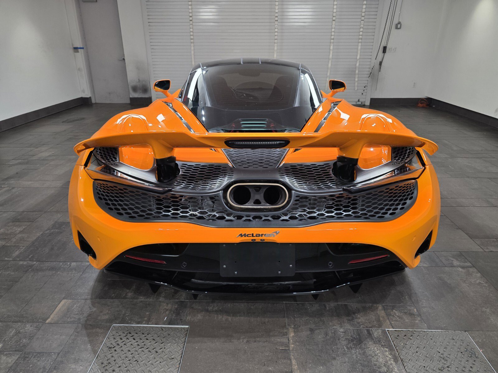 Used 2024 McLaren 750S image 5