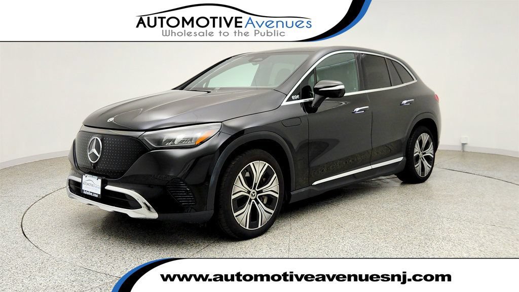 Used 2023 Mercedes-Benz EQE 350+ 4MATIC SUV image 1