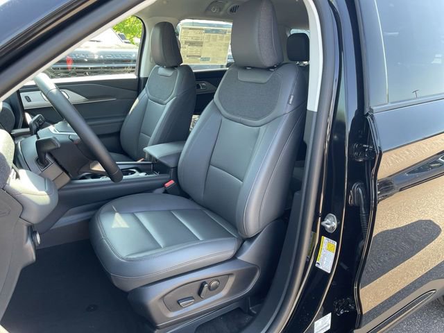 New 2026 Ford Explorer Active AWD/4WD image 15
