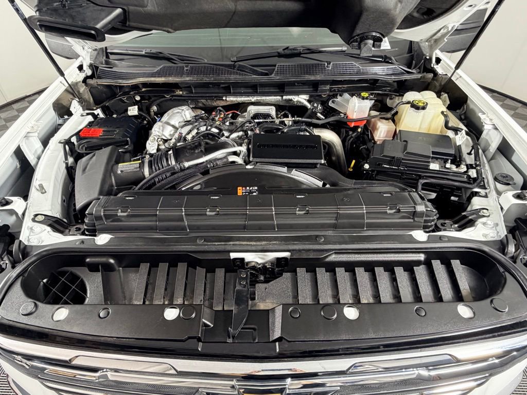 Used 2024 Chevrolet Silverado 2500 LTZ AWD/4WD image 37