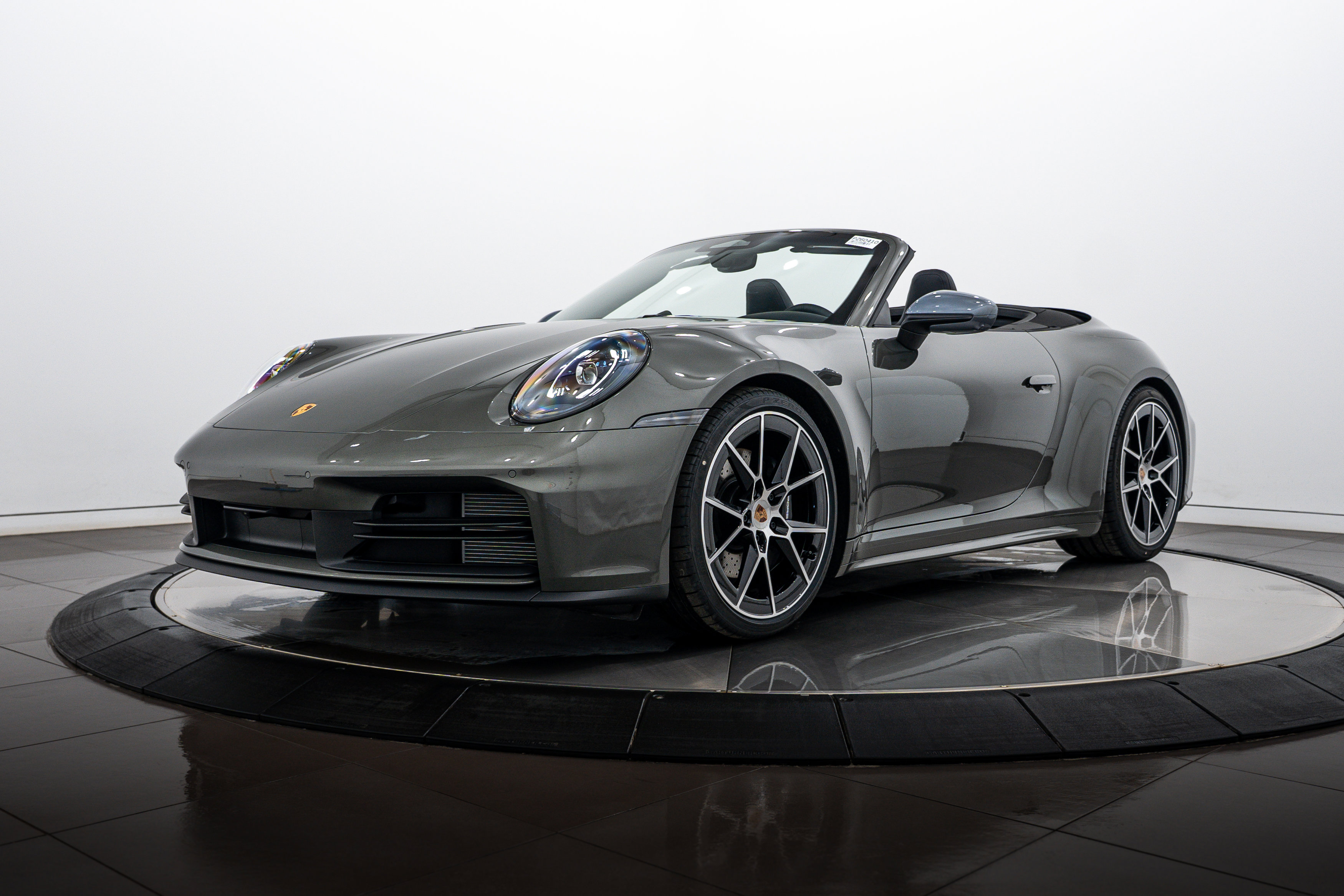 New 2026 Porsche 911 Carrera T video 1