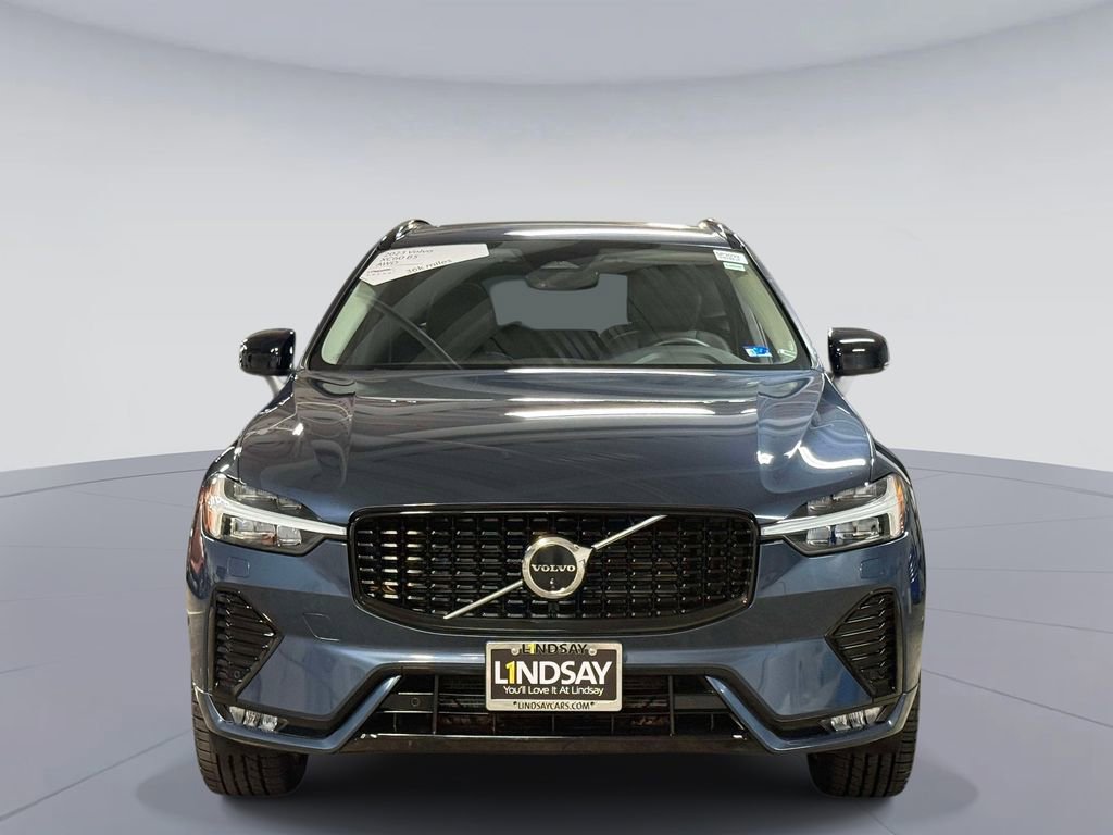 Used 2023 Volvo XC60 B5 Plus AWD/4WD image 8