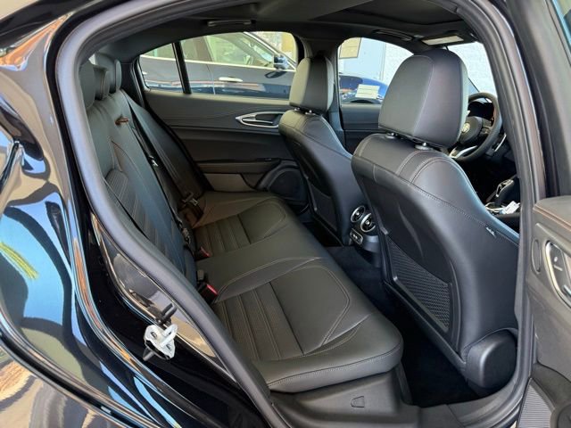 New 2025 Alfa Romeo Giulia w/ Driving Assist Package image 12