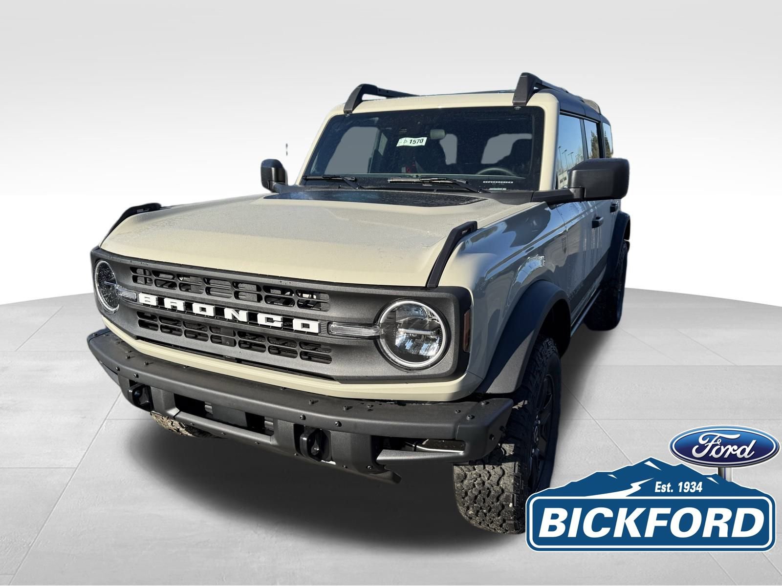 New 2025 Ford Bronco Big Bend w/ Black Diamond Package AWD/4WD image 1