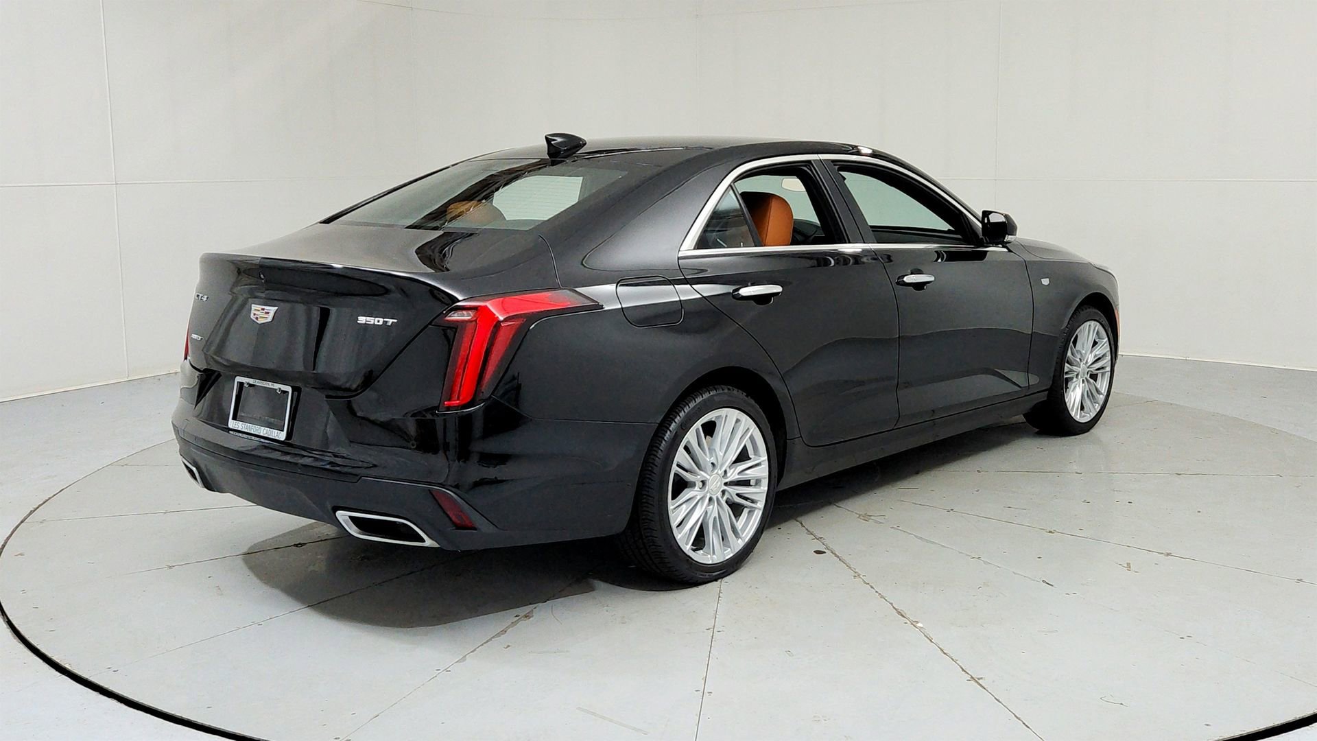 Used 2024 Cadillac CT4 Premium Luxury AWD/4WD image 5