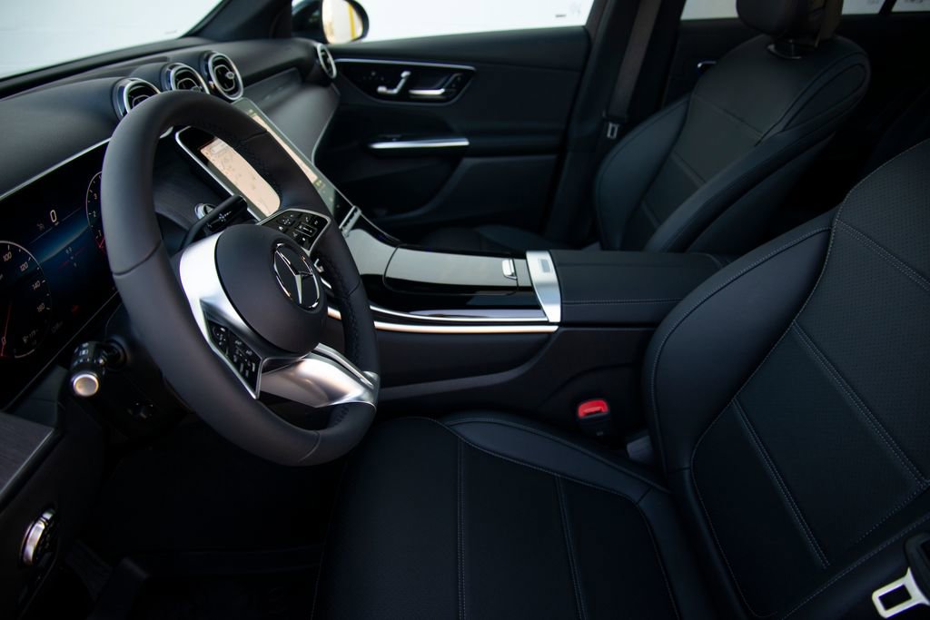 New 2026 Mercedes-Benz GLC 300 4MATIC image 11