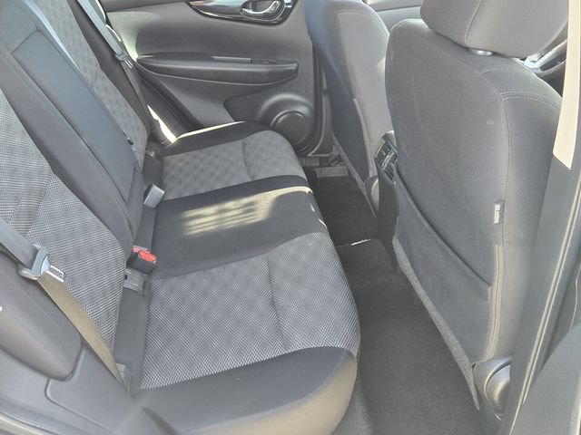 Used 2022 Nissan Rogue Sport SV FWD image 16