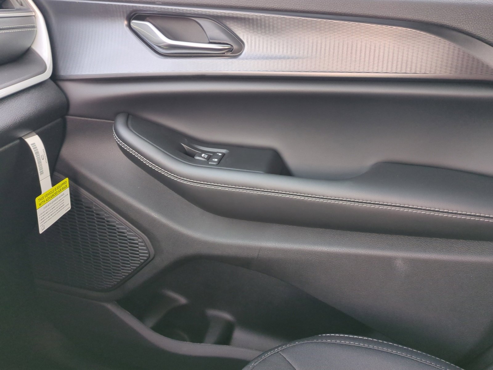 New 2025 Jeep Grand Cherokee Laredo image 16