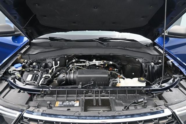 Used 2022 Ford Explorer XLT w/ Equipment Group 202A AWD/4WD image 13
