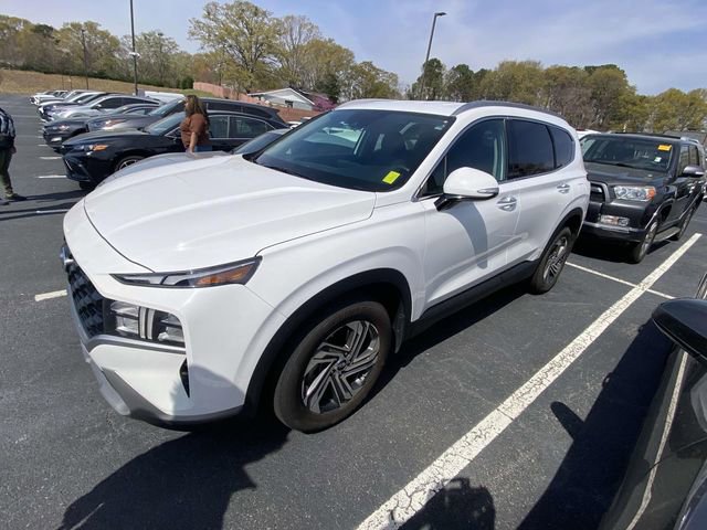 Used 2023 Hyundai Santa Fe SEL w/ Cargo Package image 4