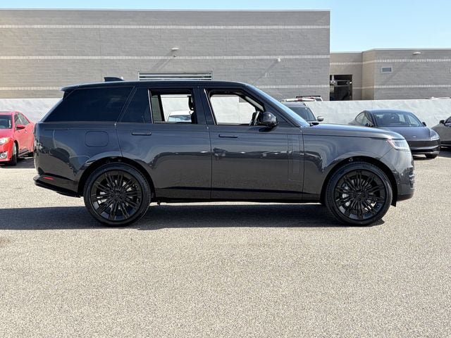 New 2026 Land Rover Range Rover SE AWD/4WD image 17