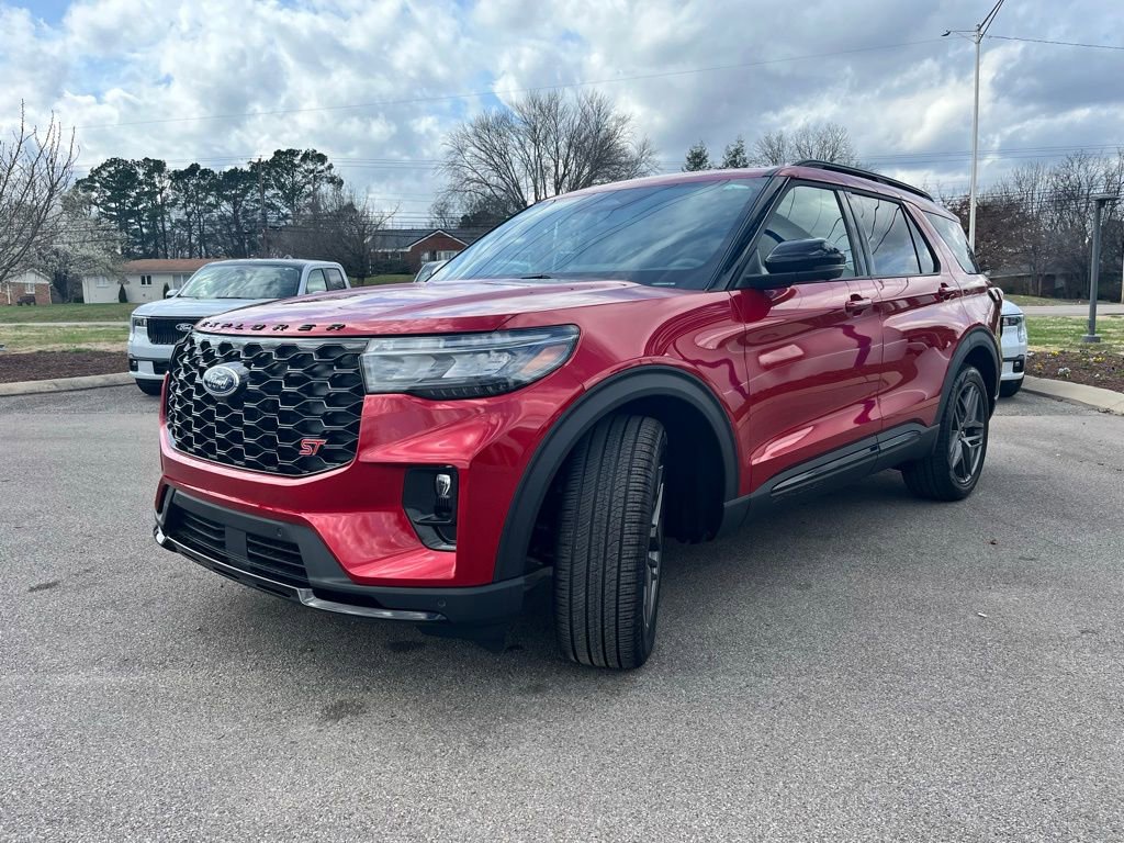 New 2026 Ford Explorer ST image 3