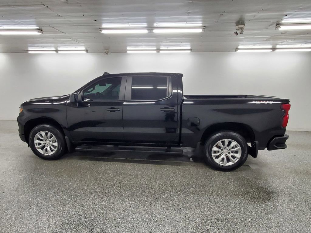 Used 2023 Chevrolet Silverado 1500 Custom w/ LPO, Dark Essentials Package image 9
