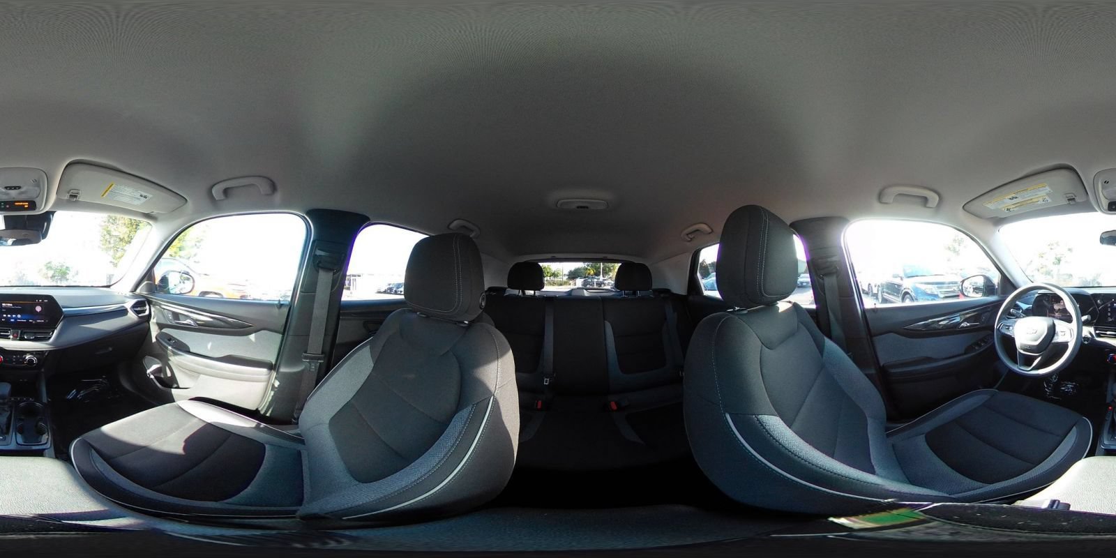 Used 2025 Chevrolet TrailBlazer LT FWD image 43