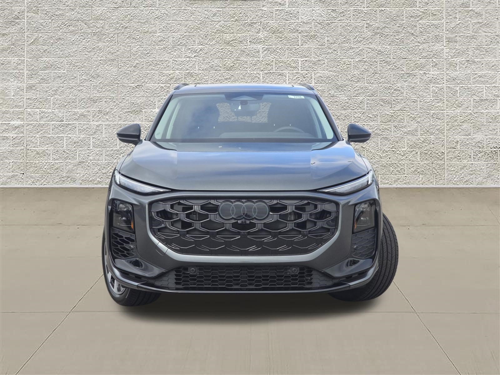 New 2026 Audi Q3 quattro 2.0T AWD/4WD image 2