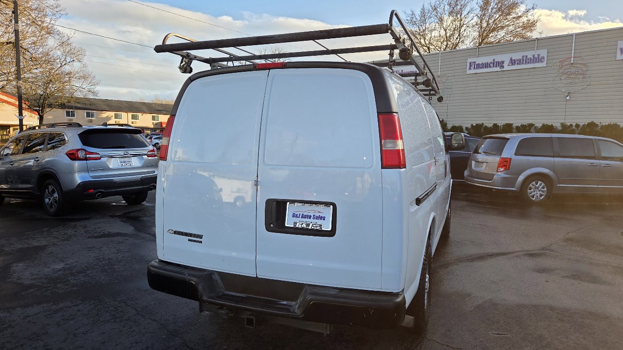 Used 2012 Chevrolet Express 3500 w/ Power Package image 9