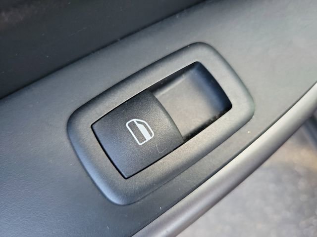 Certified 2019 Jeep Cherokee Limited FWD image 15