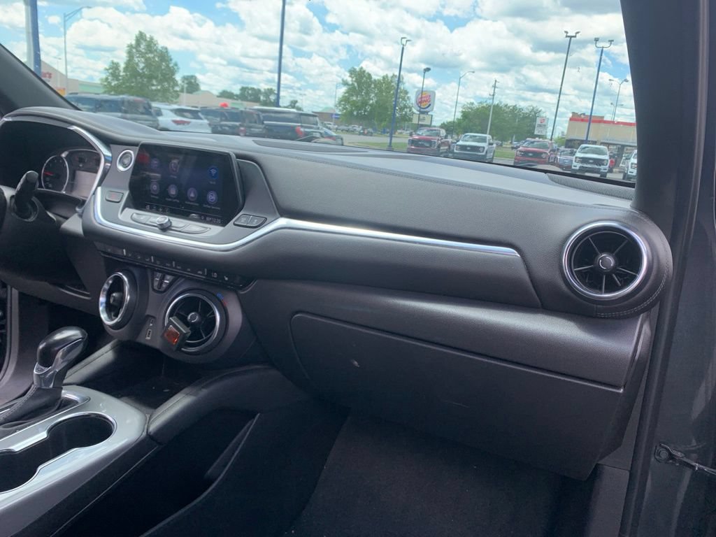 Used 2019 Chevrolet Blazer LT FWD image 30