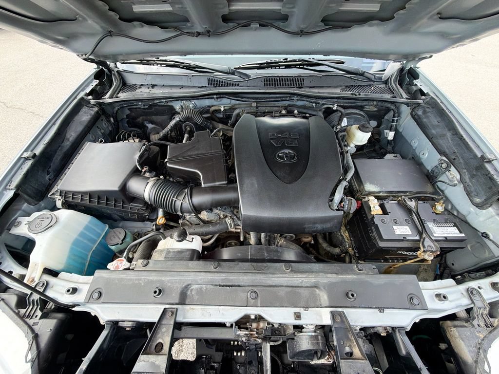 Used 2021 Toyota Tacoma TRD Sport AWD/4WD image 32