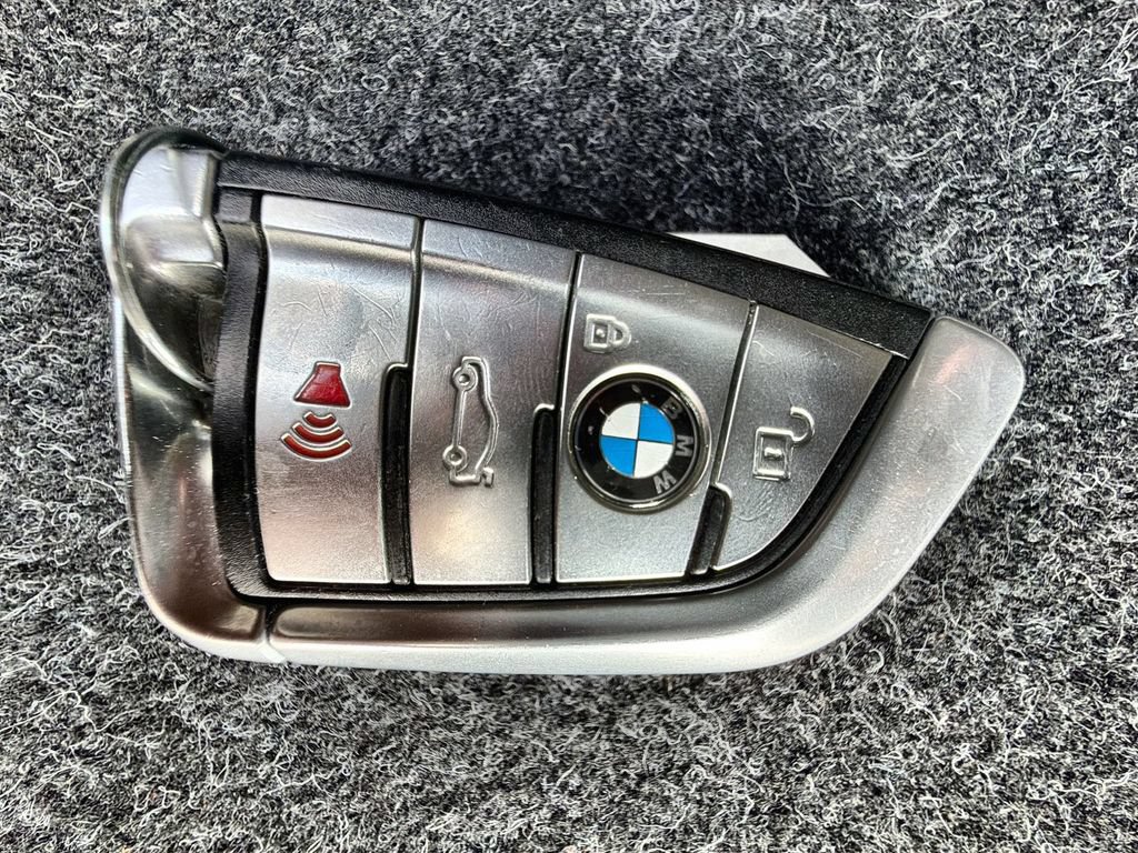 Used 2020 BMW 540i xDrive w/ Executive Package AWD/4WD image 28