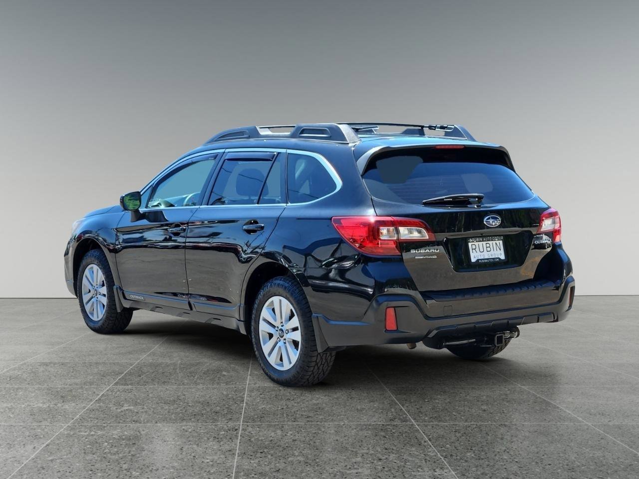 Used 2018 Subaru Outback 2.5i AWD/4WD image 5