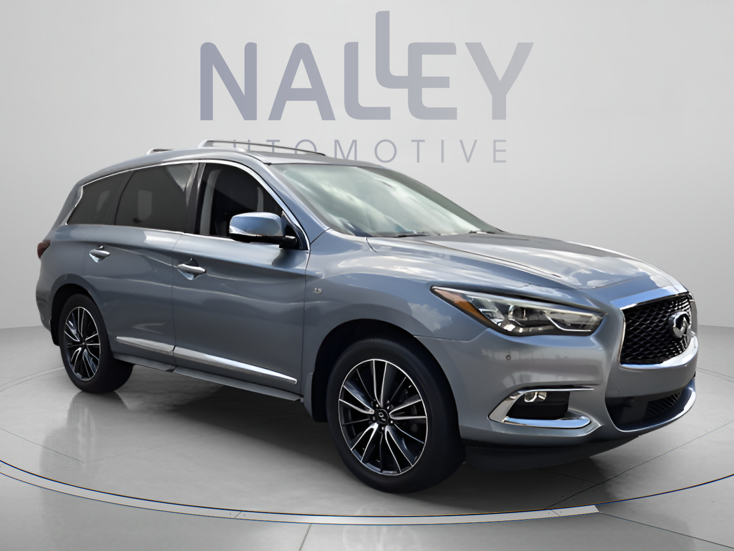 Used 2017 INFINITI QX60 FWD w/ Deluxe Technology Package image 7