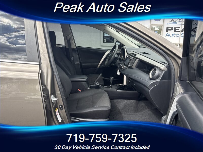 Used 2015 Toyota RAV4 LE image 28