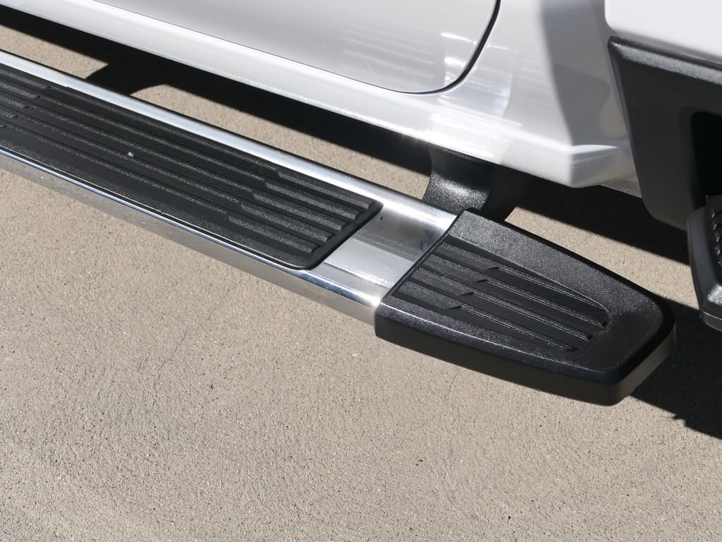 Used 2024 Chevrolet Silverado 2500 LT image 11