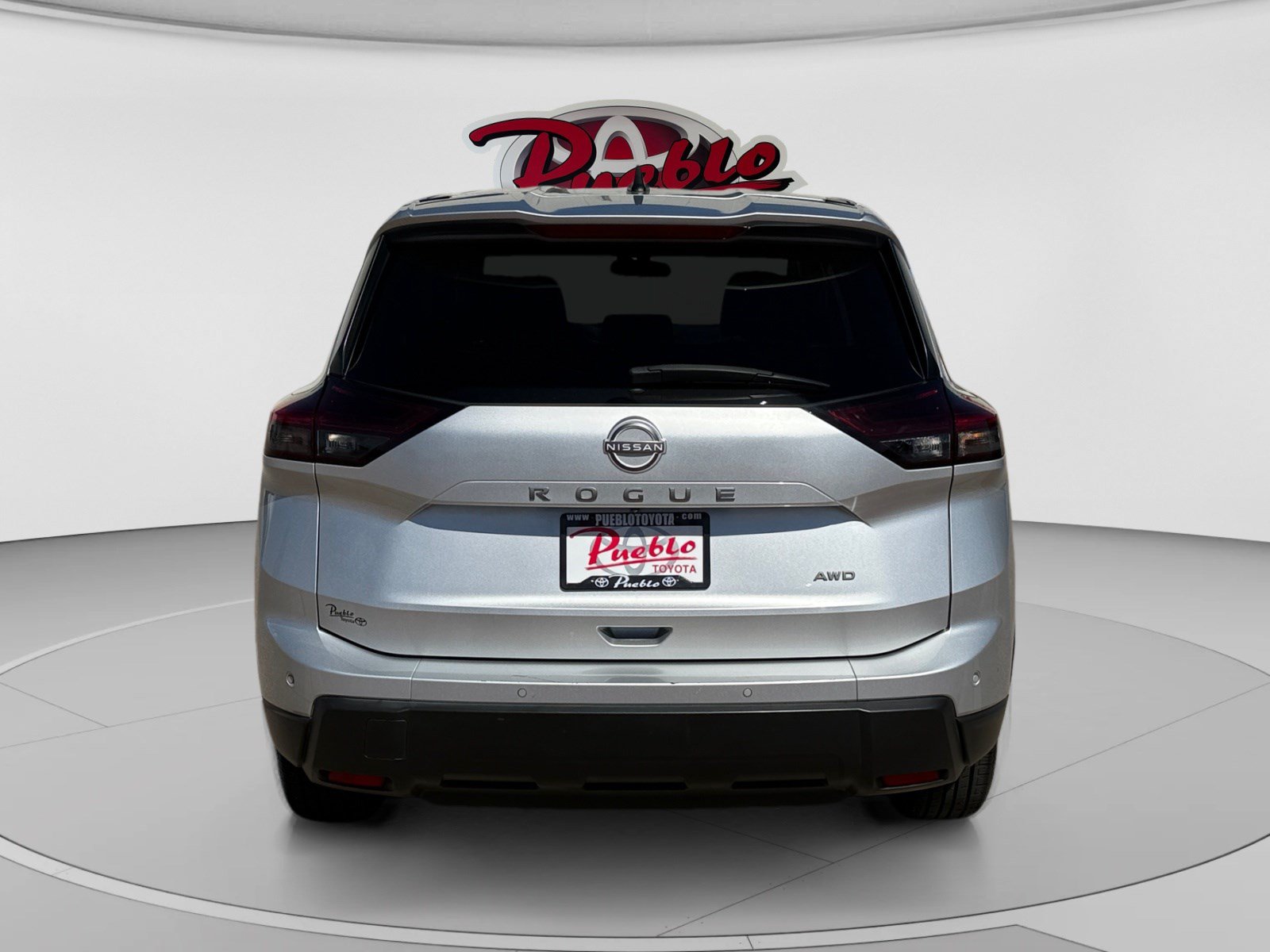 Used 2024 Nissan Rogue S AWD/4WD image 4