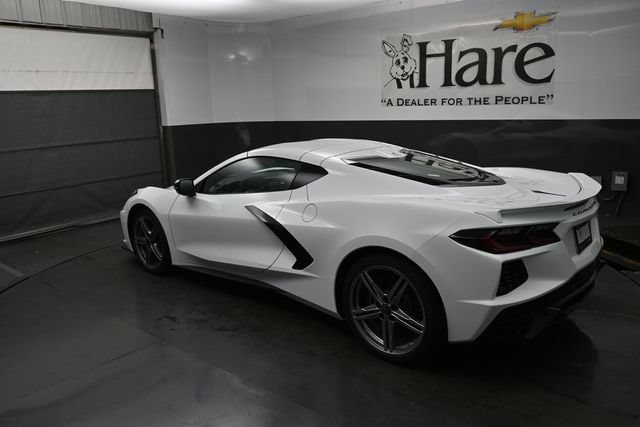 New 2027 Chevrolet Corvette Stingray Coupe w/ 2LT RWD image 13