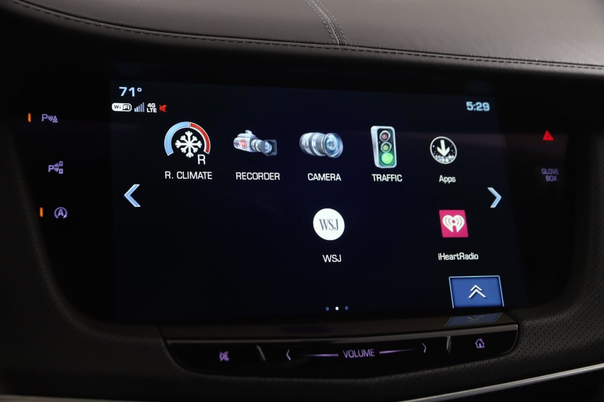 Used 2018 Cadillac CT6 Platinum AWD/4WD image 46