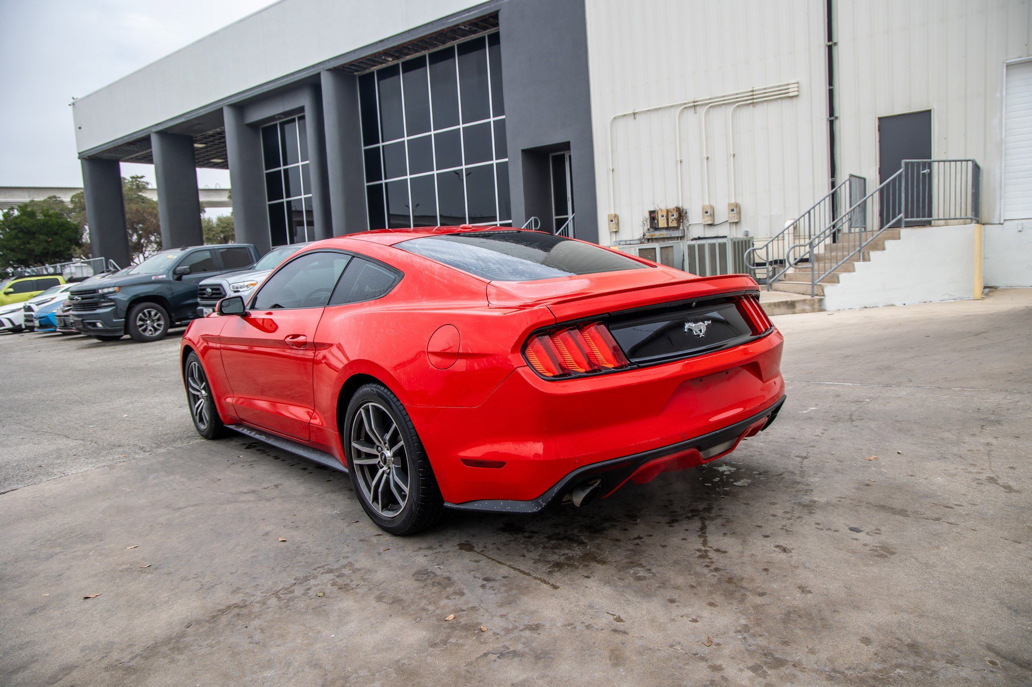 Used 2016 Ford Mustang Premium image 10