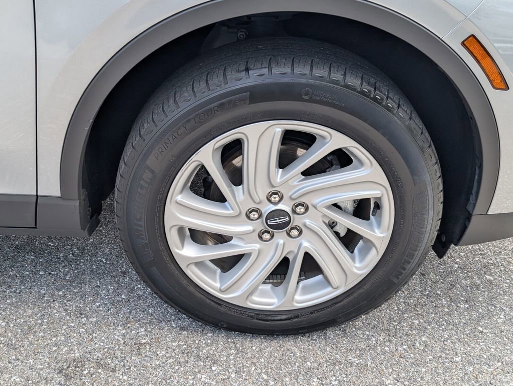 Used 2023 Lincoln Corsair FWD image 16