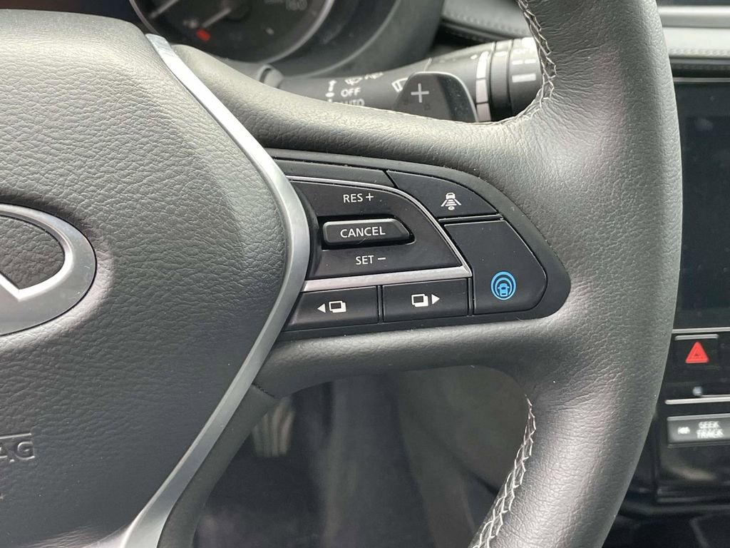 Used 2025 INFINITI QX55 Essential image 23