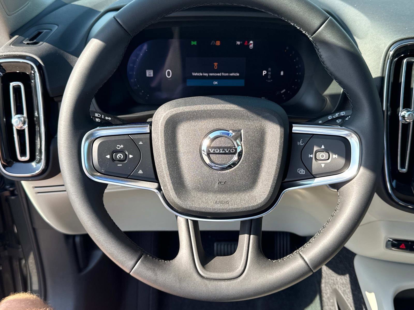 New 2026 Volvo XC40 B5 Ultra w/ Climate Package AWD/4WD image 26