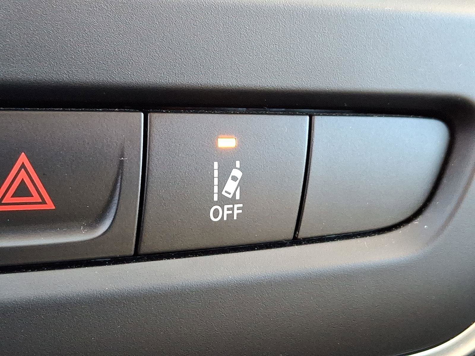 Used 2023 Jeep Cherokee Altitude Lux image 26